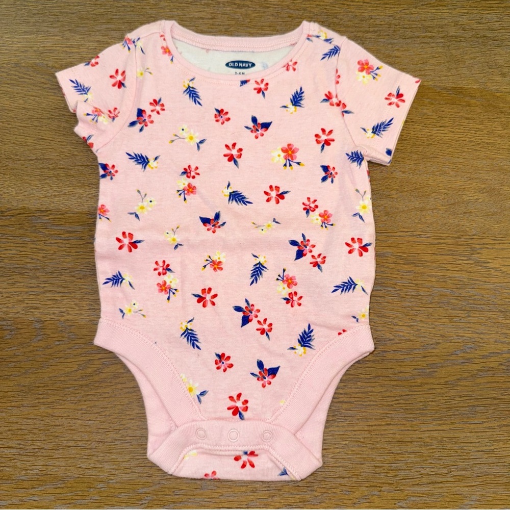 Old Navy Pink Floral Baby Girls’ Bodysuit.